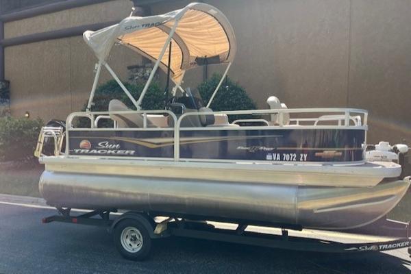2023 Sun Tracker Bass Buggy 16 XL Select