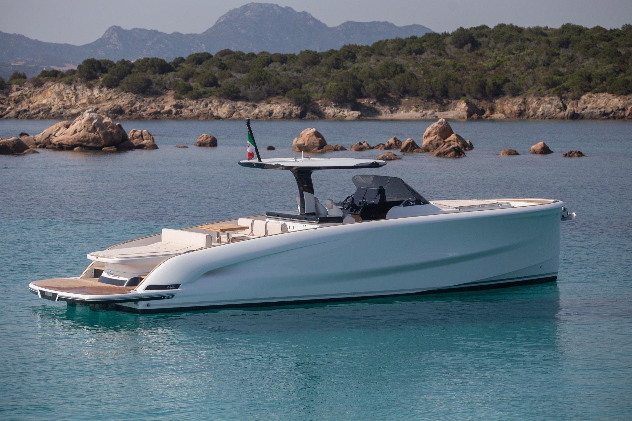 2022 Solaris Power 44 Open