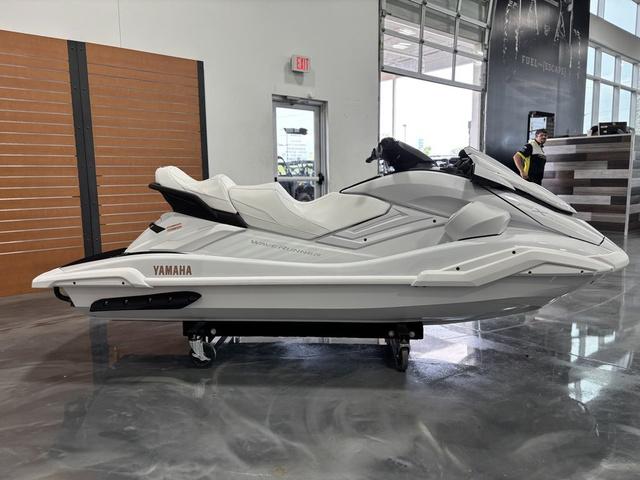 Yamaha WaveRunner FX Cruiser SVHO