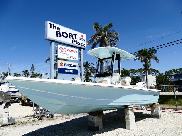 Bulls Bay 2400 2025 Bulls Bay 2400 boat displayed at The Boat Place dealership.