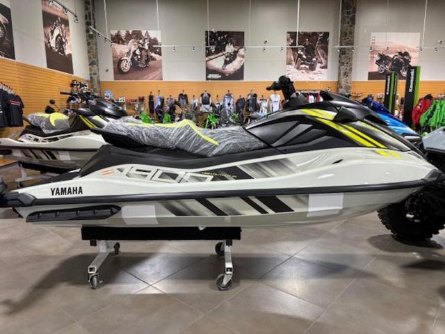 2025 Yamaha WaveRunner GP1900B-BB