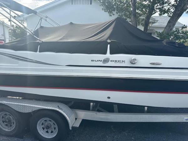 2015 Hurricane Sundeck sport 23