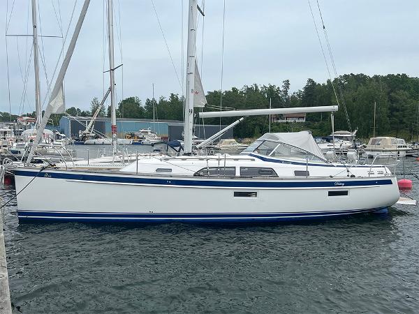 2023 Hallberg-Rassy 340