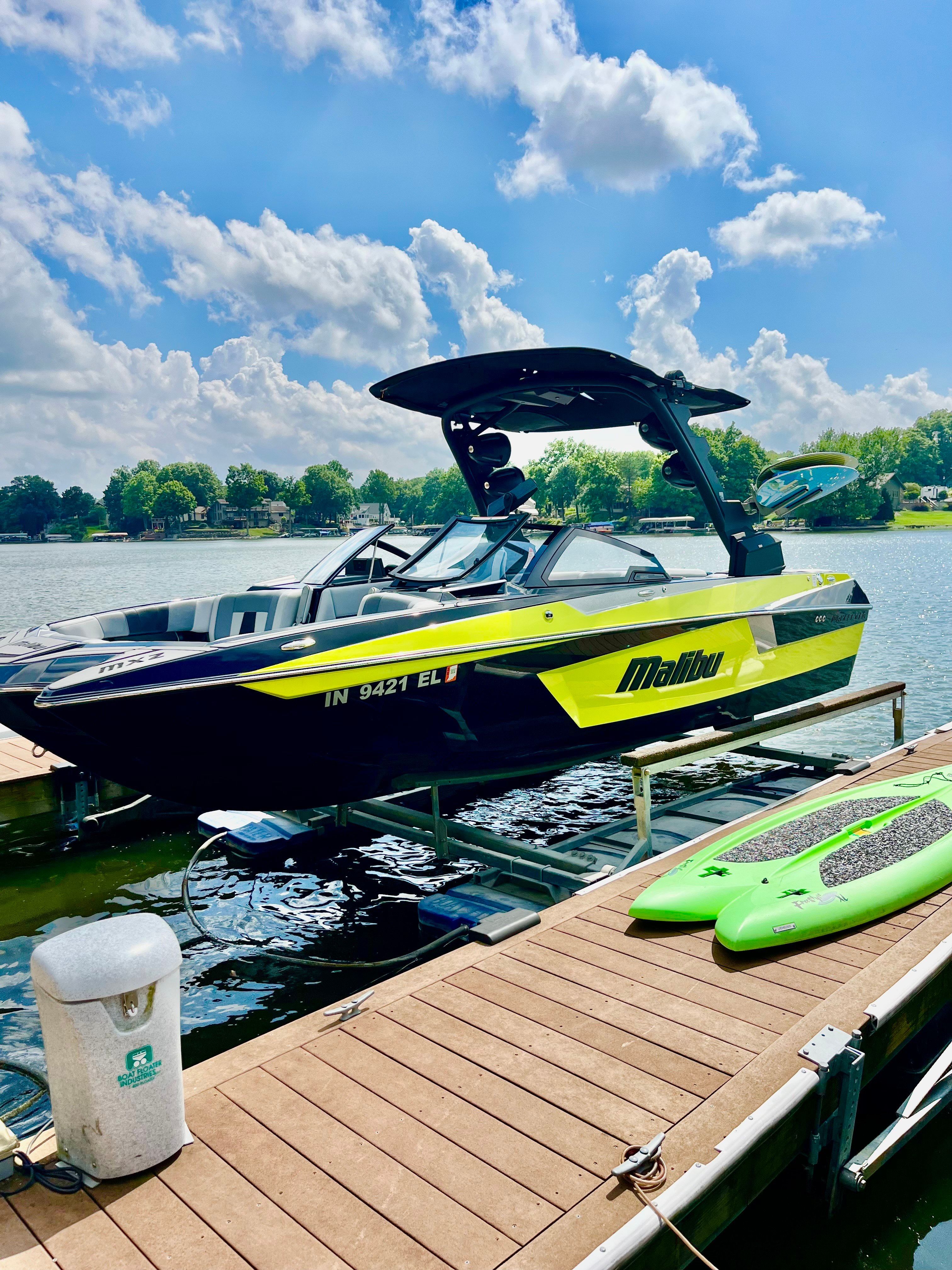 2023 Malibu Wakesetter 23 MXZ