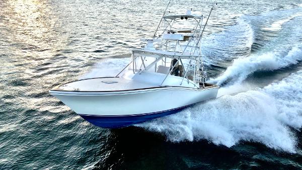 2004 Predator 35