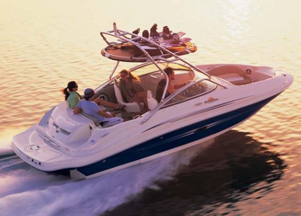Sea Ray 220 Sundeck Manufacturer Provided Image