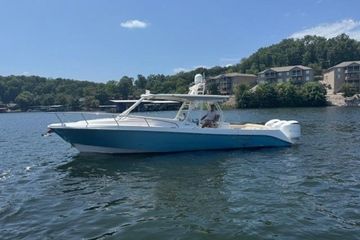 2016 Everglades 360LXC