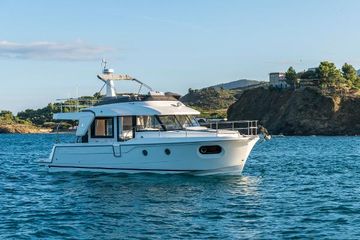 2025 Beneteau Swift Trawler 41