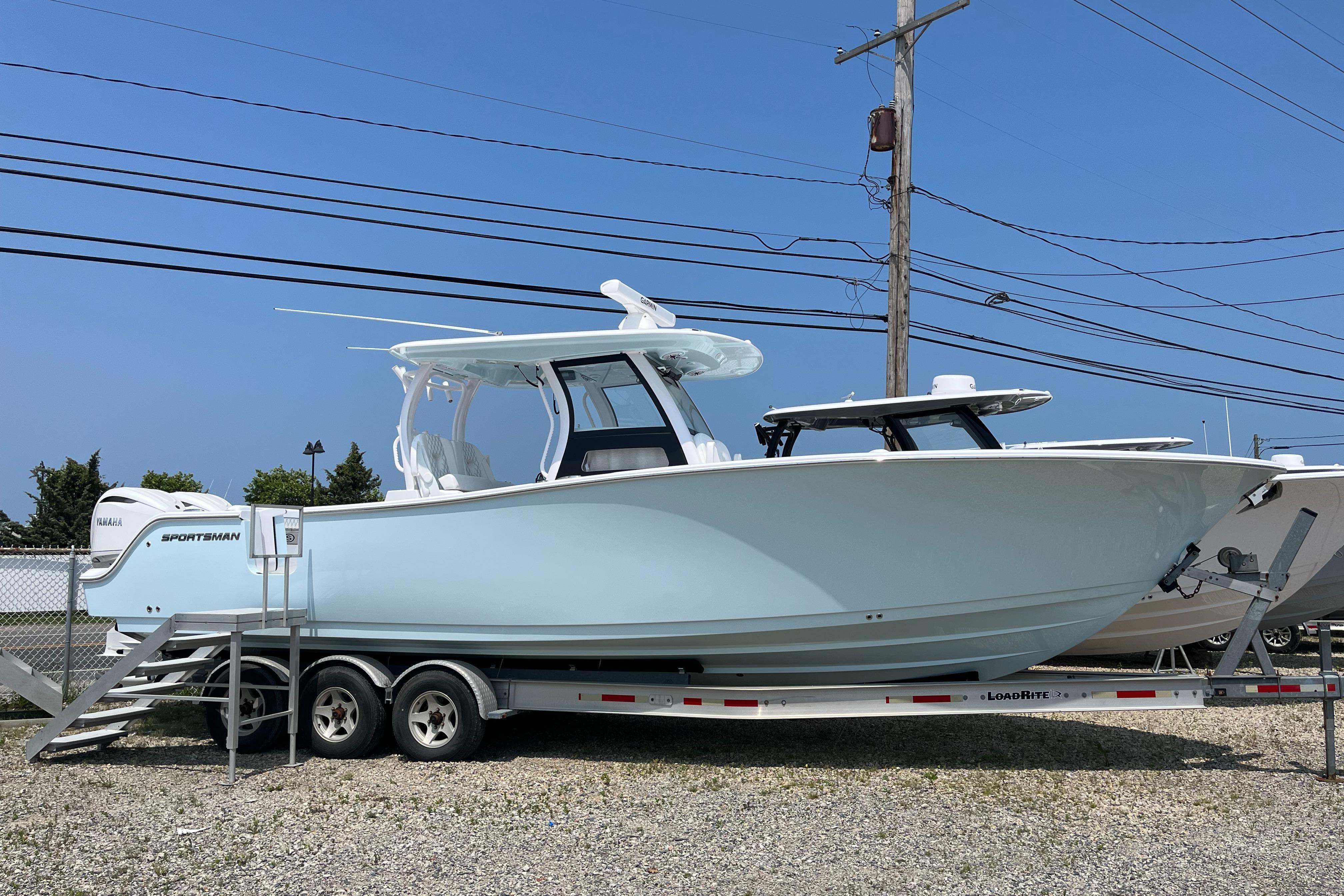2025 Sportsman Open 322 Center Console