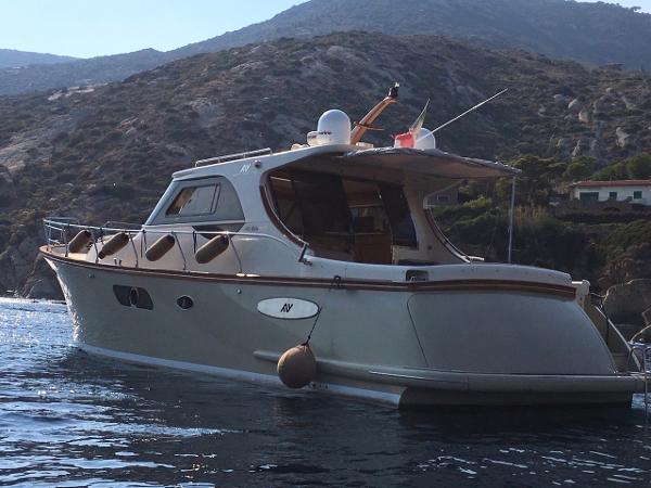 2010 Abati Yachts 46 Newport