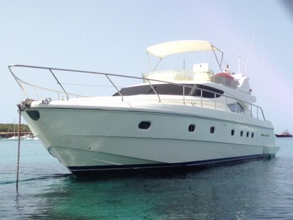 2000 Ferretti Yachts F 620