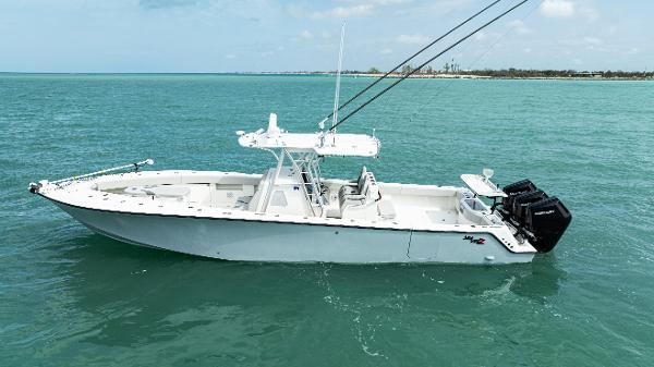 2015 SeaVee 390Z