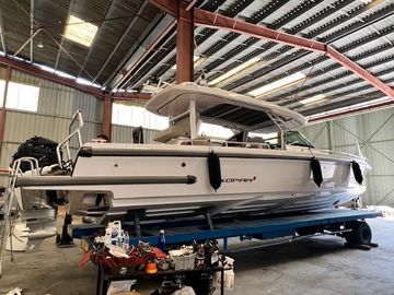 2024 Axopar 37 Sun Top