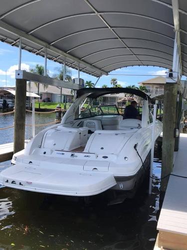 2008 Sea Ray 290 SLX