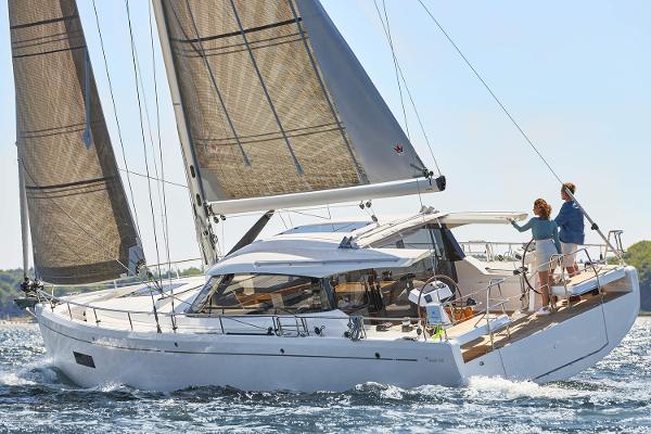 2025 Moody Decksaloon 41