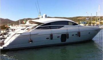 2010 Pershing 64