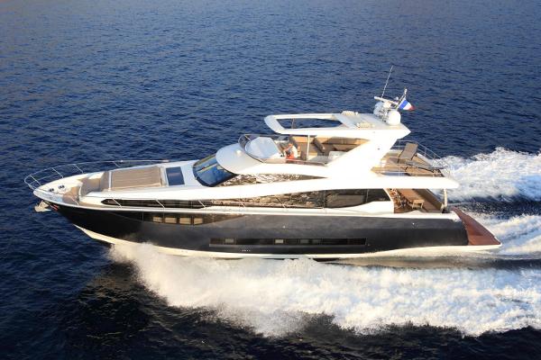 2017 Prestige 750