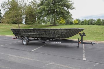 2026 Tracker Grizzly 2072 Utility
