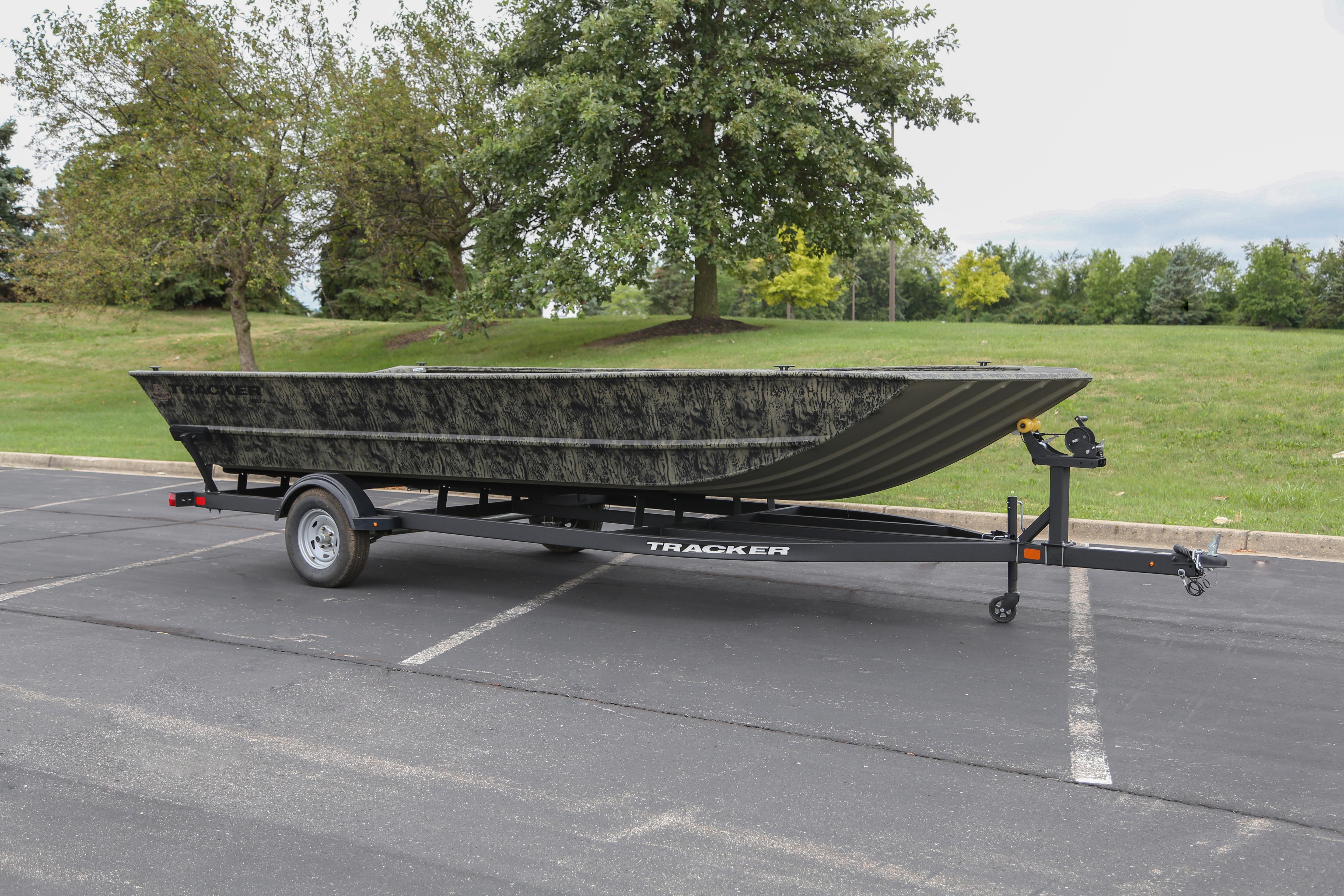 2026 Tracker GRIZZLY 2072 Utility