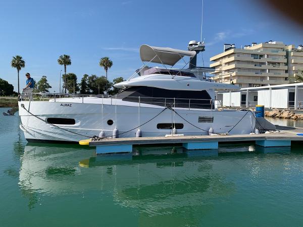 Azimut Magellano 43