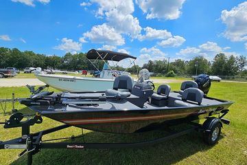 2026 Tracker Bass Tracker Classic XL