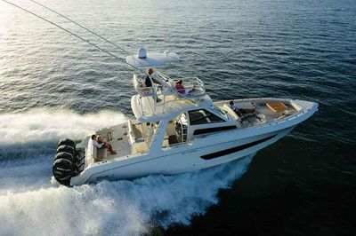 Boston Whaler 420 Outrage Boat
