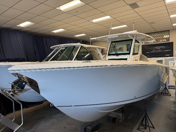 2025 Sailfish 312 CC