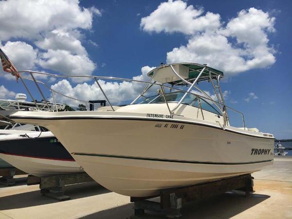 5 of the best used powerboats for £20,000 - boats.com