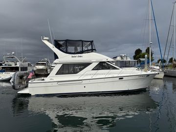 2001 Bayliner 3988 Command Bridge Motoryacht