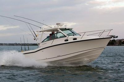 Boston Whaler 315 Conquest Boat