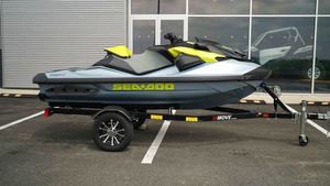 Sea-Doo RXP®-X® 325 iBR Ice Metal/Green Tech, BRP Premiu