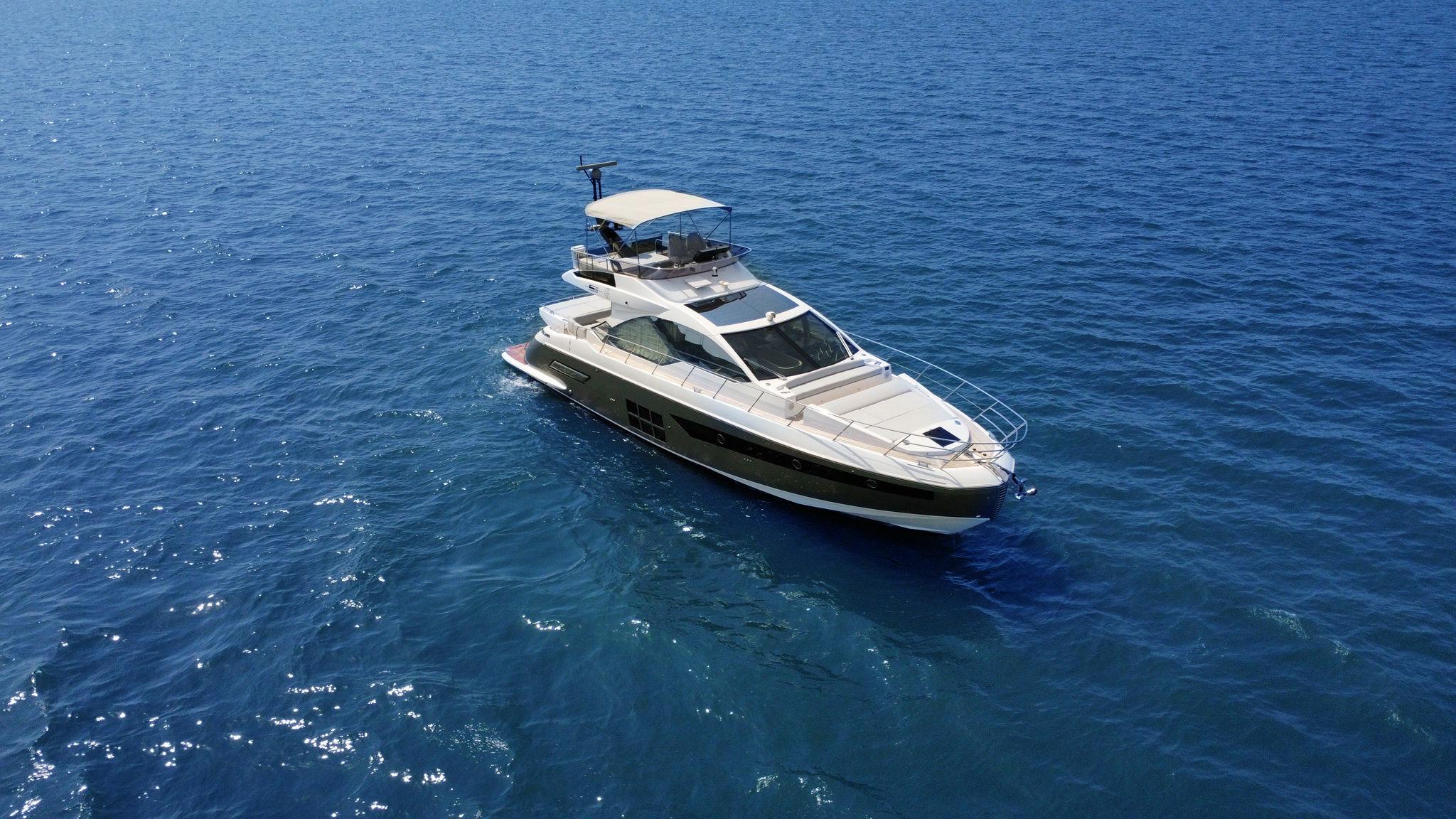 2022 Azimut S6
