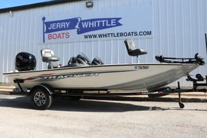 Tracker Pro Team 195 TXW Tournament Edition 2022 Tracker Pro Team 195 TXW Tournament Edition boat at Jerry Whittle Boats dealership.
