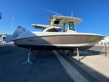 2010 Boston Whaler 320 Outrage
