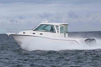 Boston Whaler 345 Conquest Pilothouse Boat