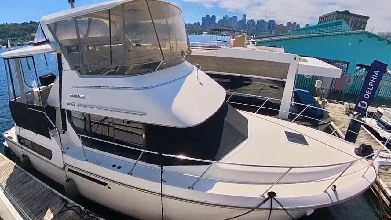1993 Carver 390CPMY