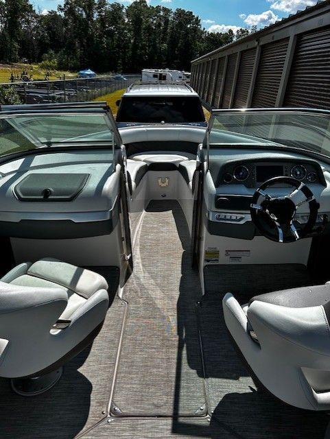 2014 Regal 2300 Bowrider