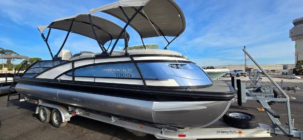 2023 Bennington 25 QSB