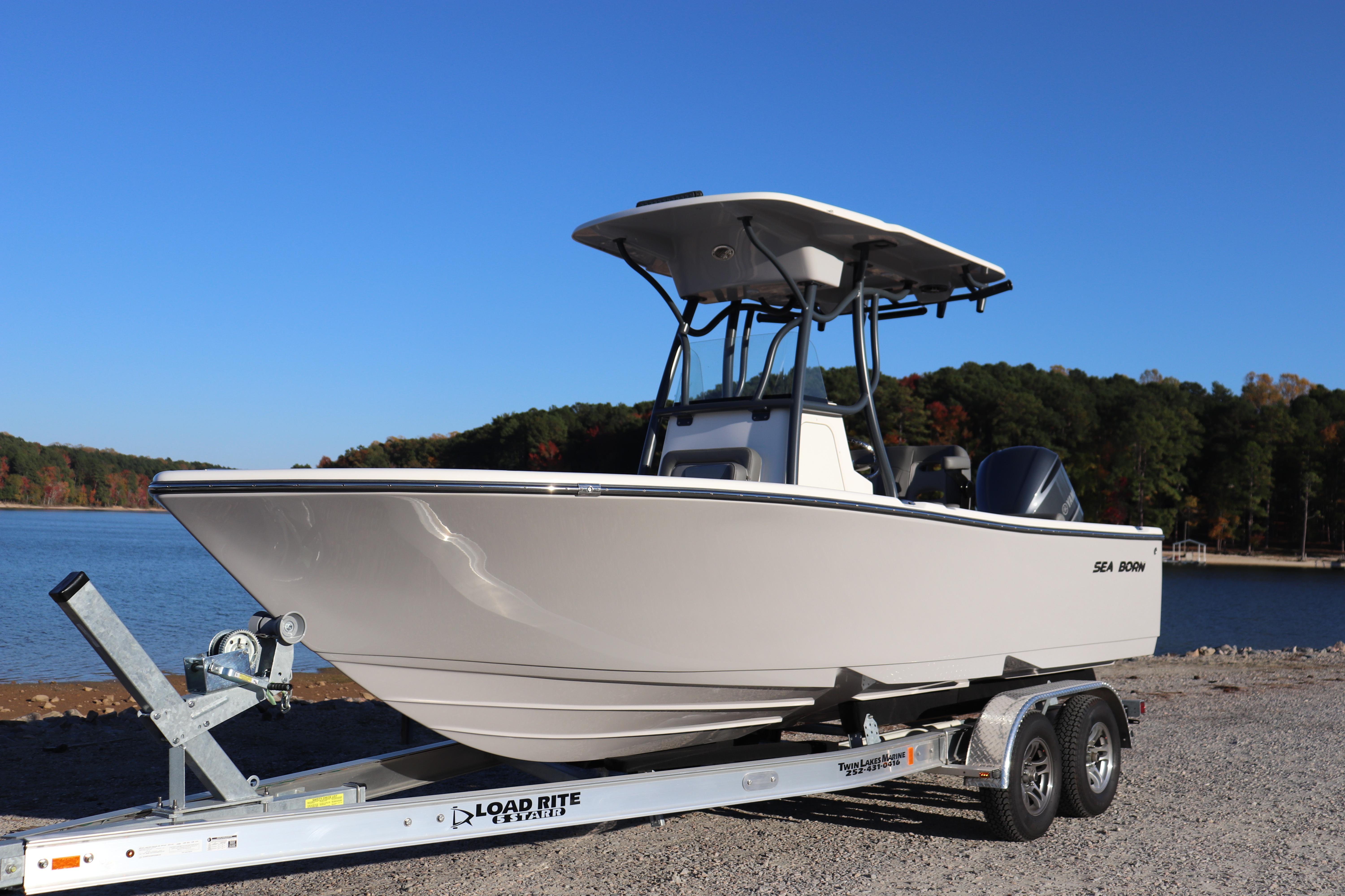 2024 Sea Born LX22 Center Console