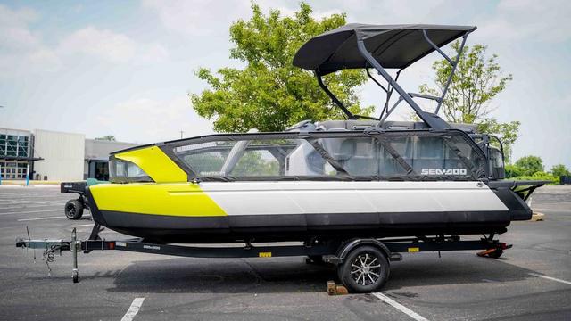 Sea-Doo Switch® Sport 21 - 230 hp
