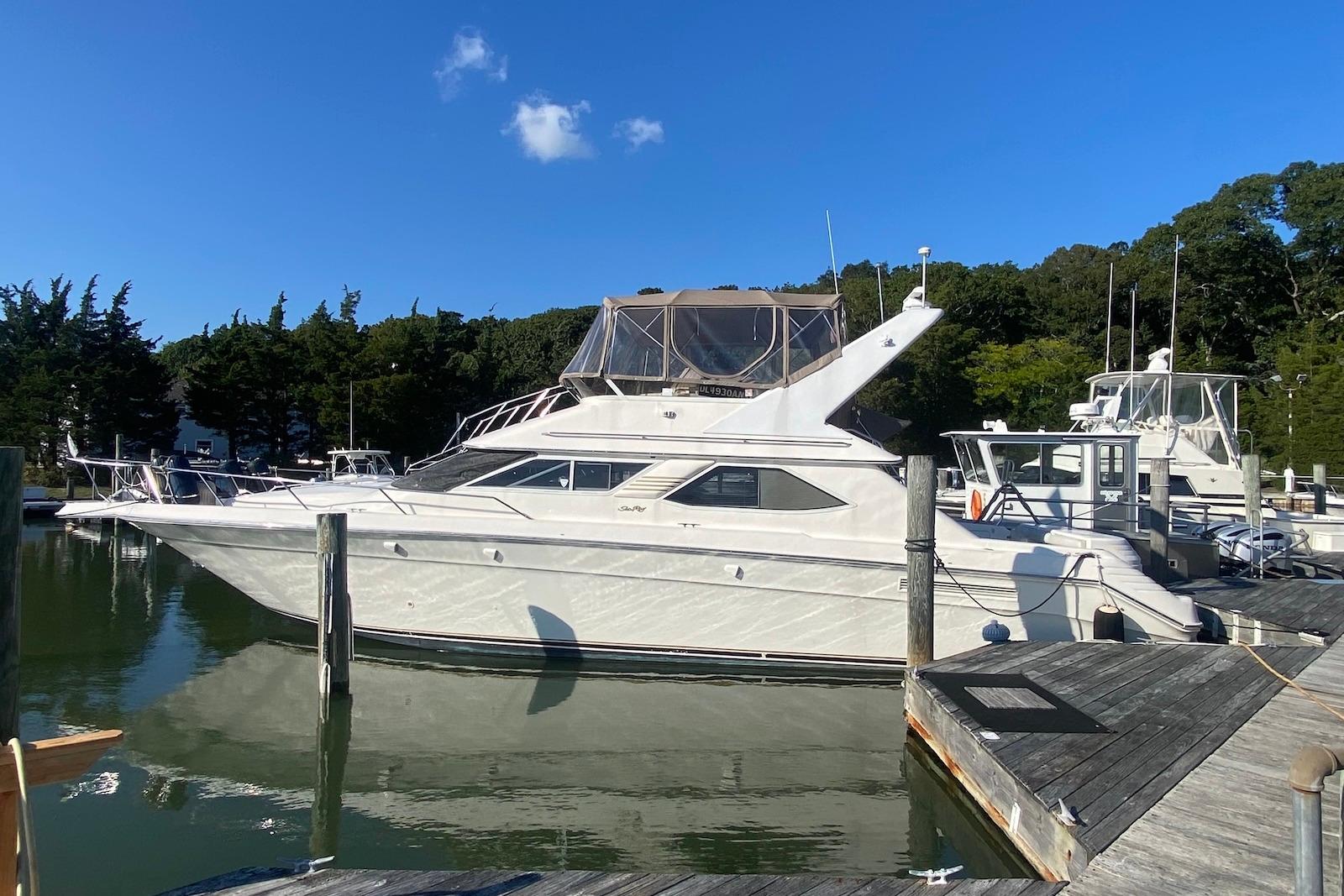 1996 Sea Ray 440 Express Bridge