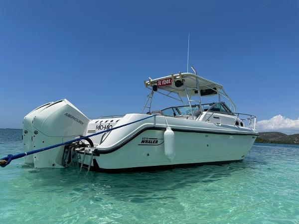 2001 Boston Whaler 28 Conquest