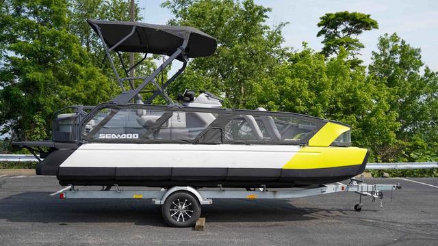 Sea-Doo Switch® Sport 21 - 230 hp Galvanized