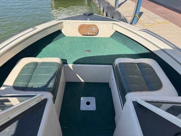 1997 Crestliner Fish and Ski 1750