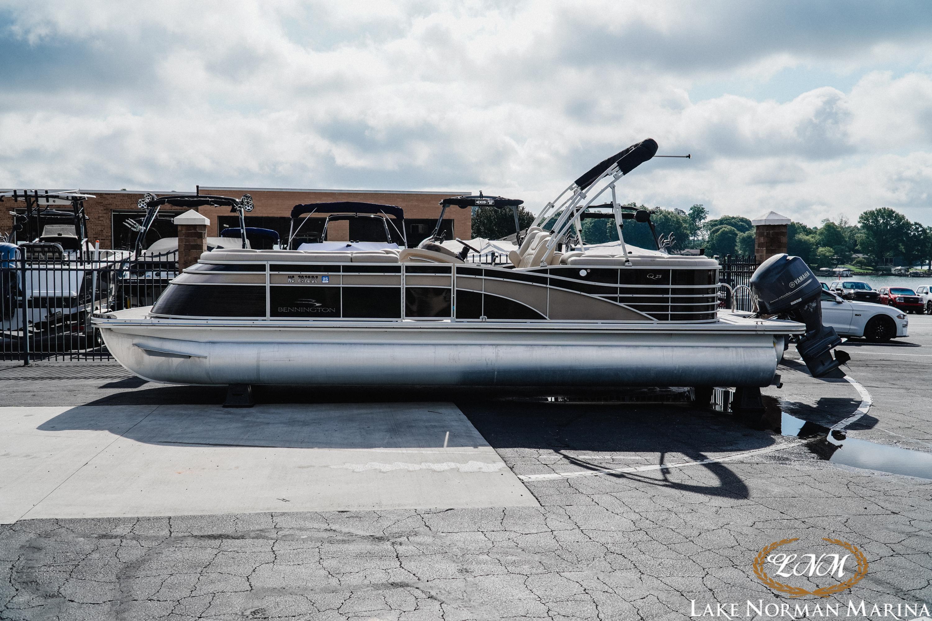 2014 Bennington 2550QSR