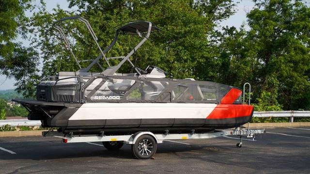 Sea-Doo Switch® Cruise 21 - 170 hp Galvanized