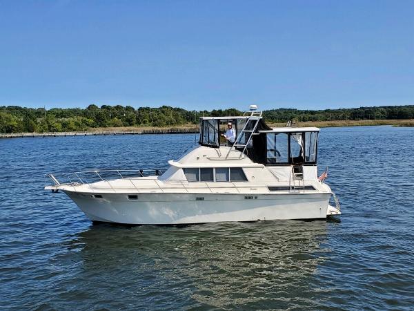 Silverton 40 Aft Cabin
