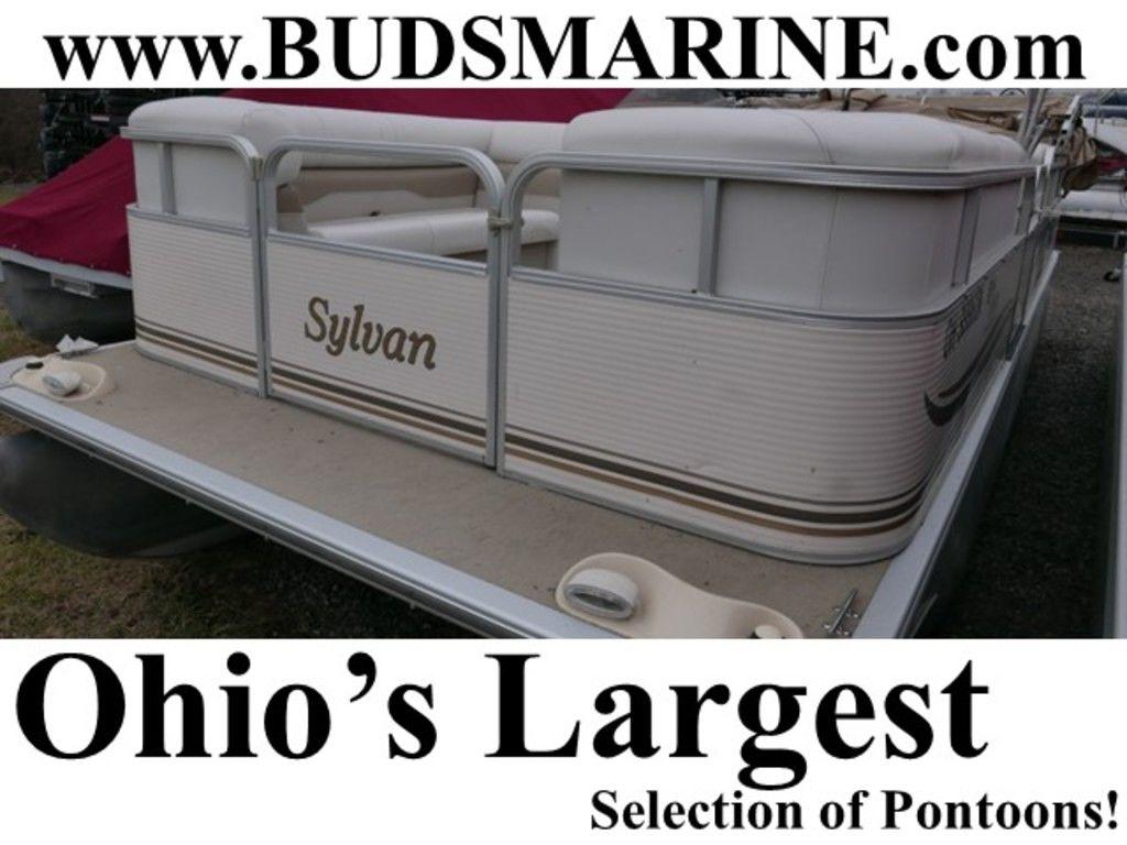Sylvan 822 Mirage Cruise 2003 Sylvan 822 Mirage Cruise pontoon boat at Bud's Marine in Ohio.