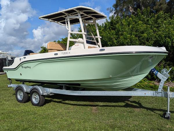 2025 Bayliner Trophy T20CC