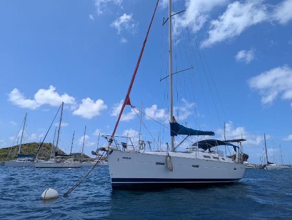 2005 Beneteau Oceanis Clipper 373